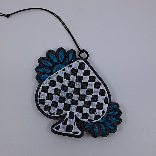 Checkered Spade Freshie