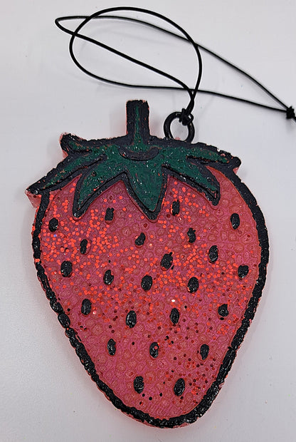 Strawberry Outlined Freshie